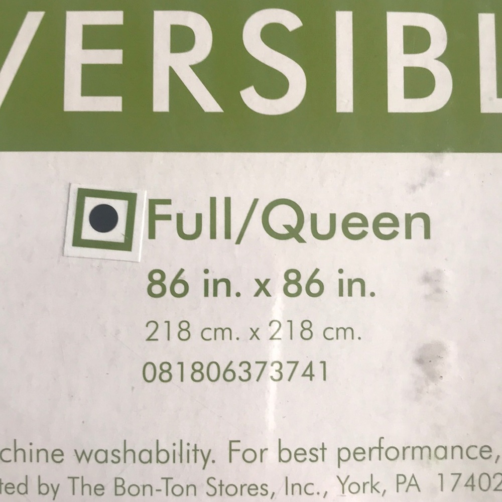 Full/queen comforter - Picture 2 of 5